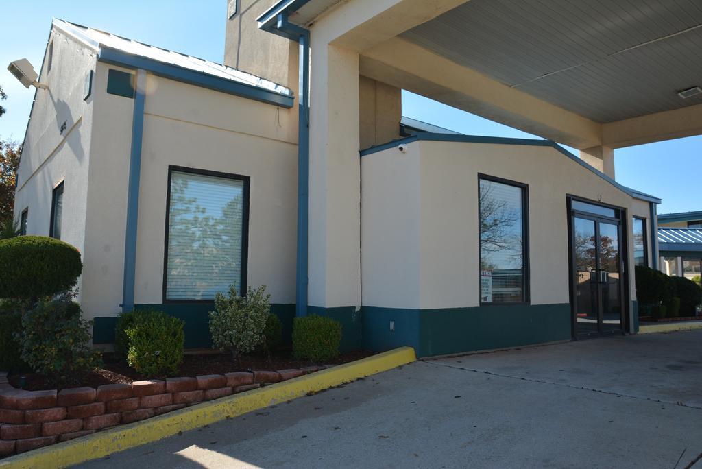 Hotel Lincoln Express And 2*